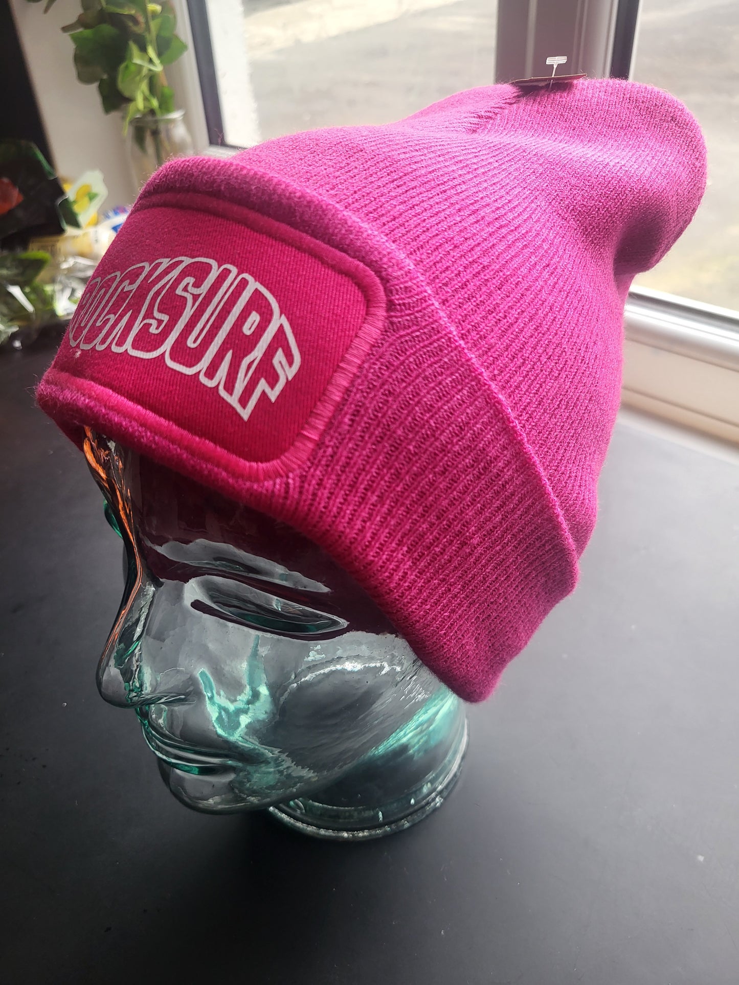 Rocksurf Beanie (Fuchsia)