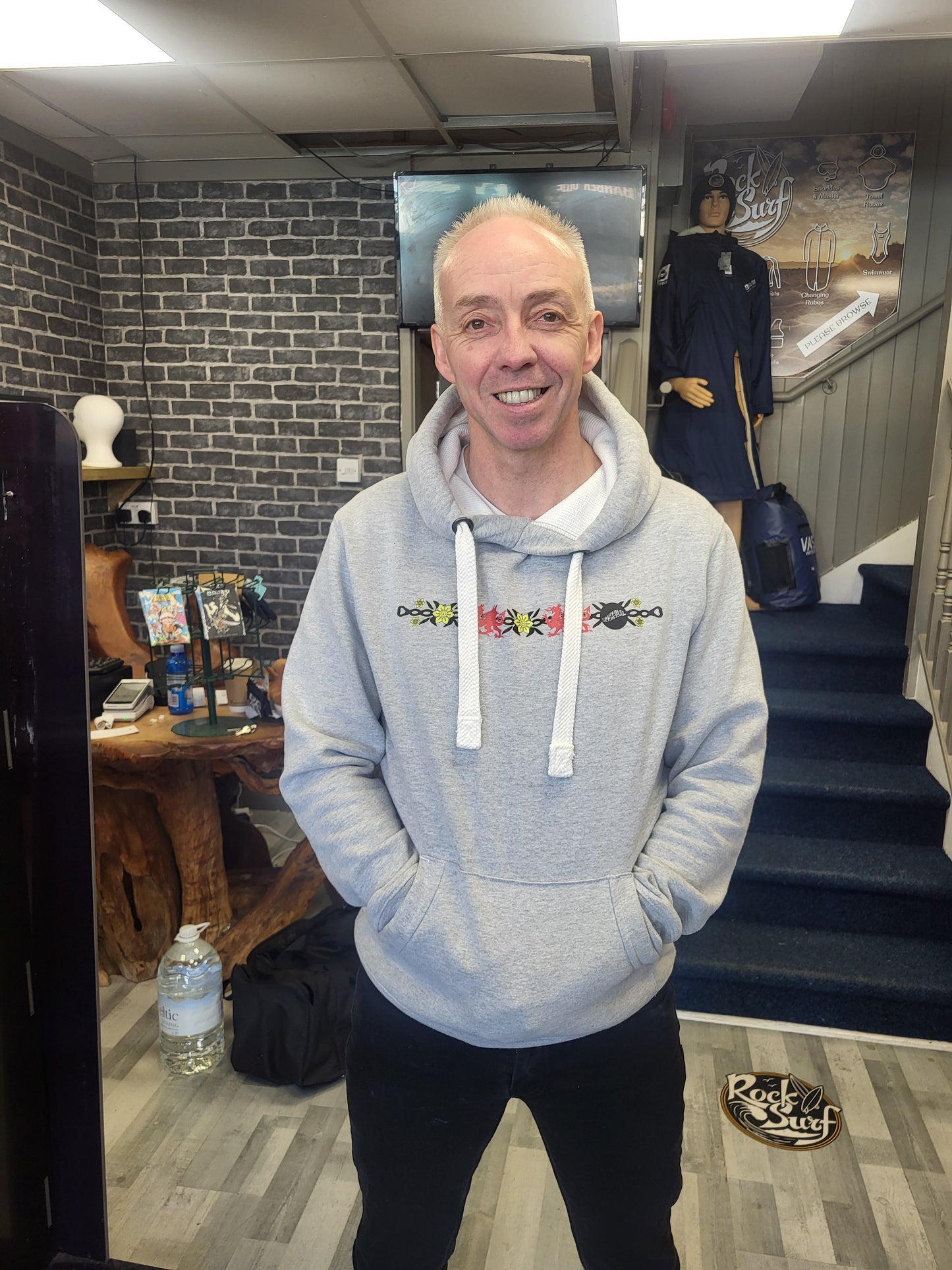 Rocksurf: Dydd Gwyl Dewi Hoodie