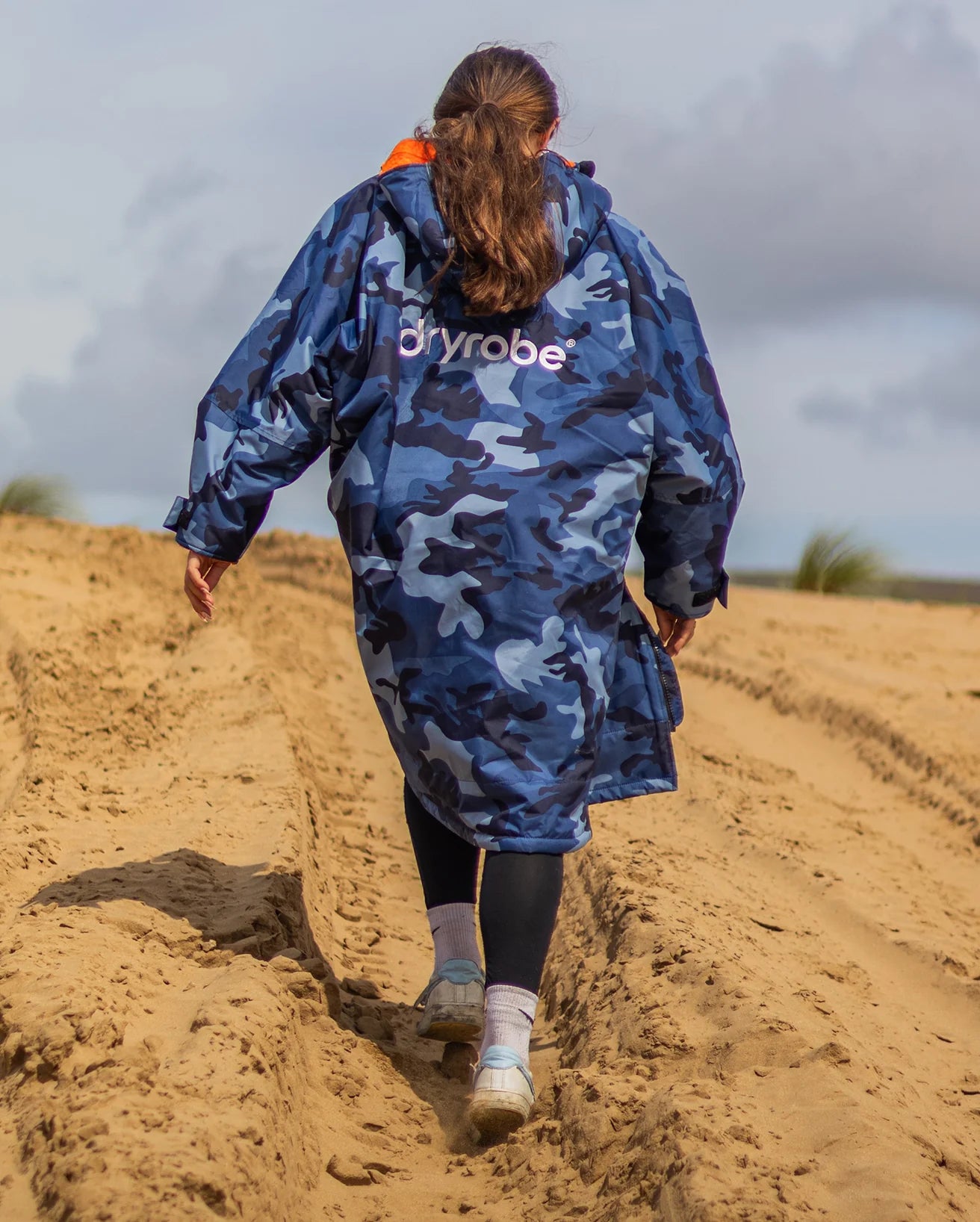 DryRobe Advance Long Sleeve Changing Robe Kids (Blue Orange Camo)