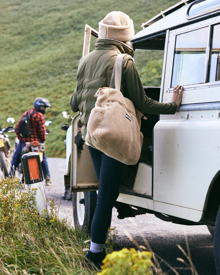 Saltrock Boutique - Sherpa Shopper (Cream)