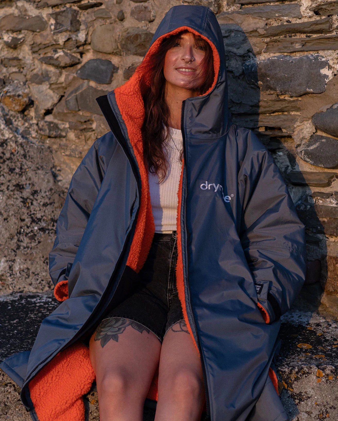 DryRobe Advance Long Sleeve Changing Robe (Dark Grey/ Orange)