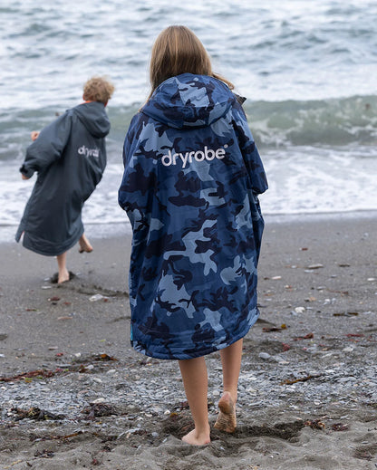 DryRobe Advance Long Sleeve Changing Robe Kids (Blue Camo)